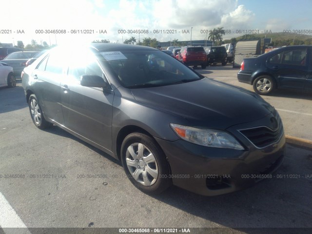 Toyota Camry (2011)