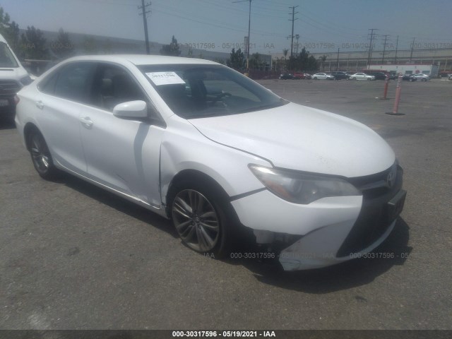 Toyota Camry (2015)