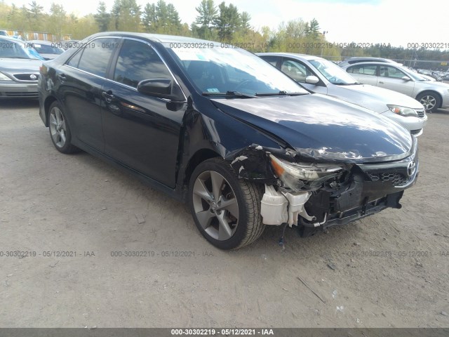 Toyota Camry (2012)