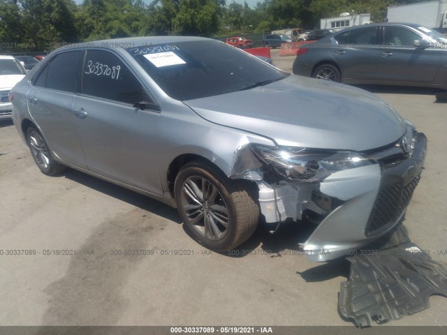 Toyota Camry (2015)