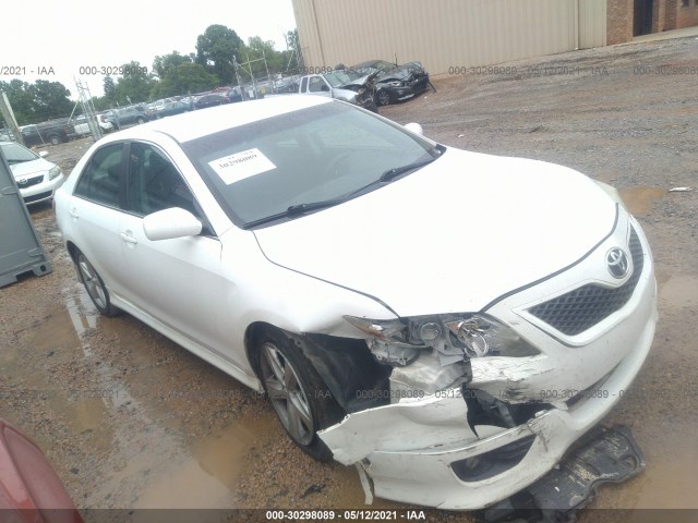 Toyota Camry (2010)