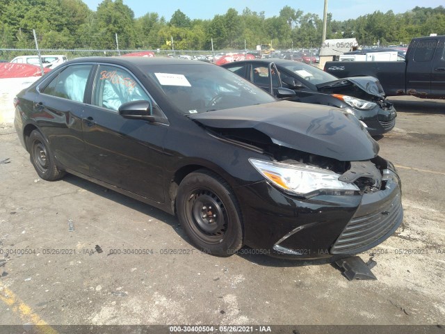 Toyota Camry (2015)
