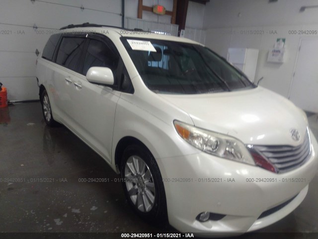 Toyota Sienna (2012)