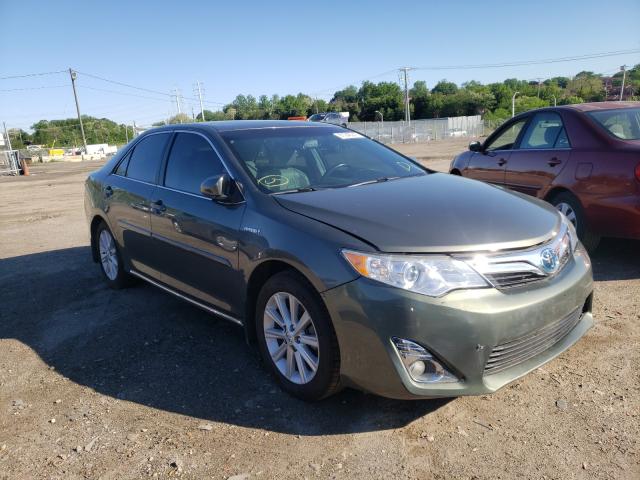 Toyota Camry hybr (2013)
