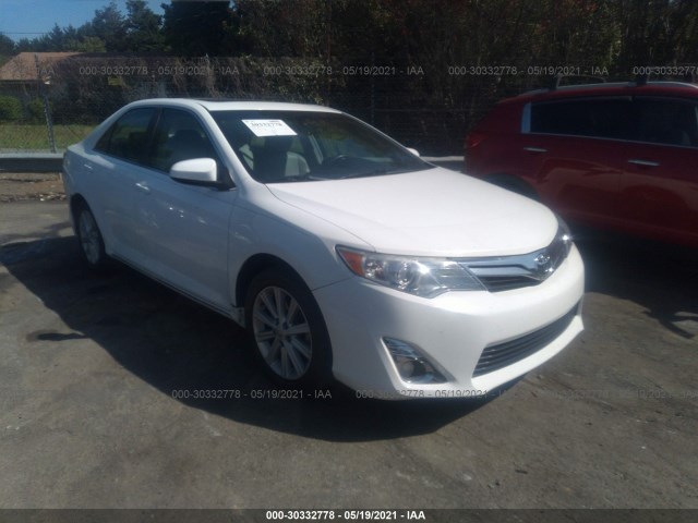 Toyota Camry (2014)