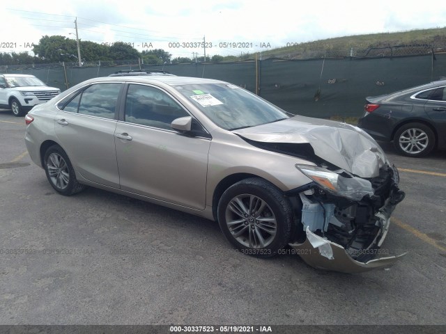 Toyota Camry (2015)