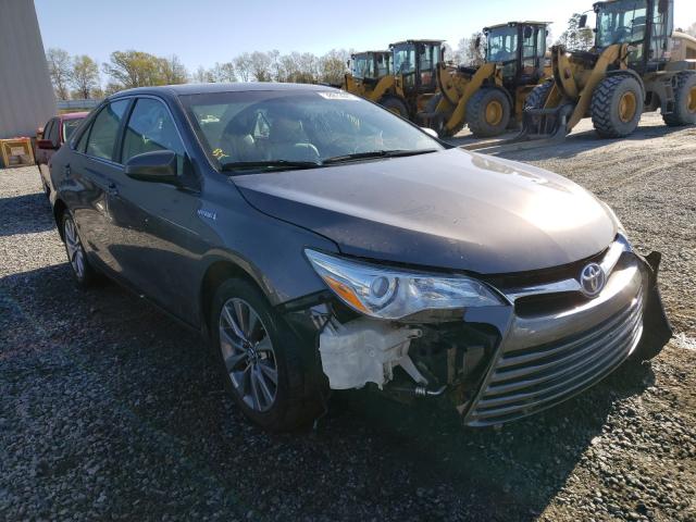 Toyota Camry hybr (2015)