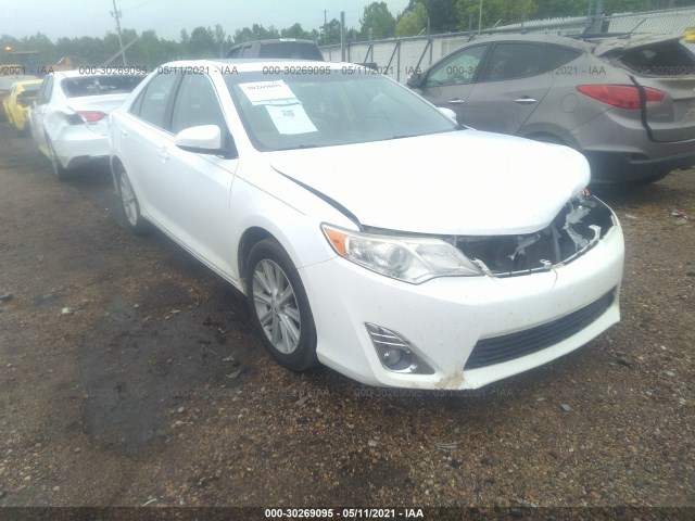 Toyota Camry (2013)