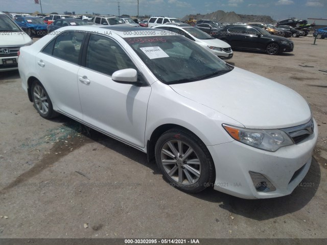 Toyota Camry (2014)
