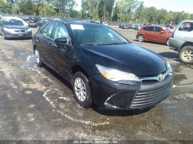 Toyota Camry (2017)