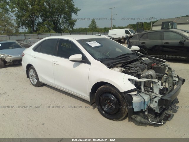 Toyota Camry (2017)