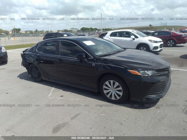 Toyota Camry (2020)