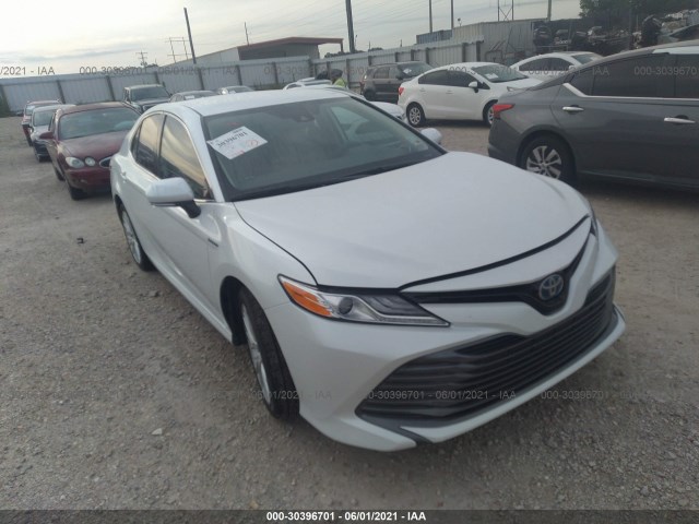 Toyota Camry (2020)