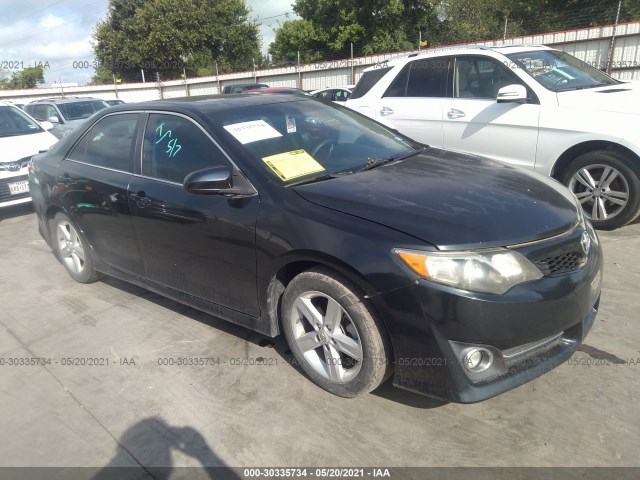 Toyota Camry (2012)