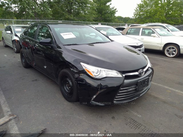 Toyota Camry (2015)