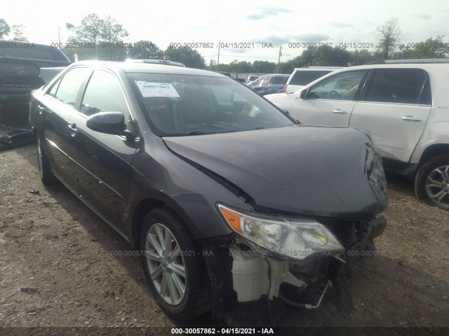 Toyota Camry (2014)