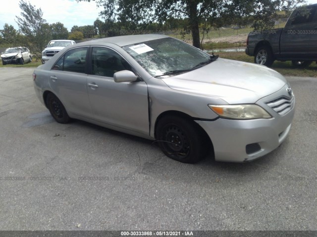 Toyota Camry (2011)