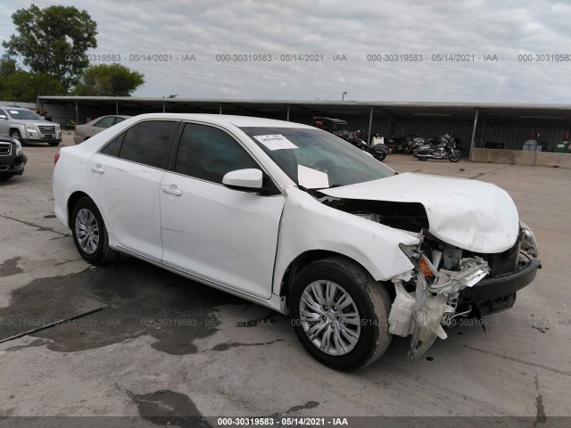 Toyota Camry (2012)
