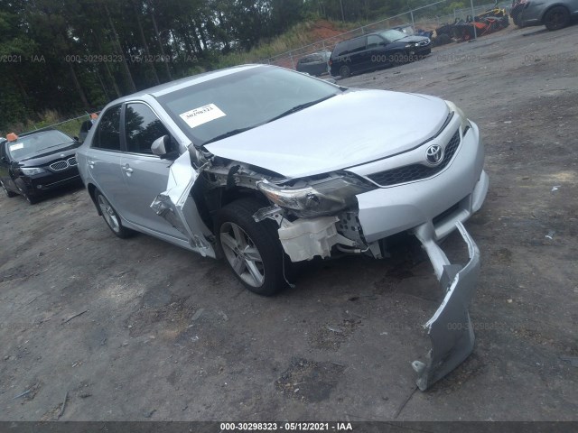 Toyota Camry (2013)