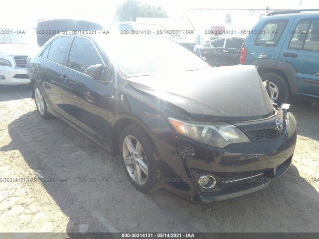 Toyota Camry (2014)