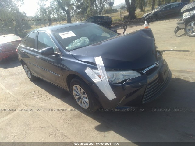 Toyota Camry (2016)