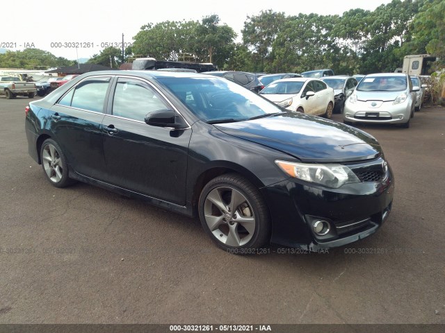 Toyota Camry (2014)