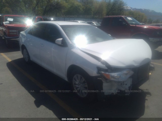 Toyota Camry (2012)