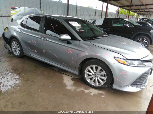 Toyota Camry (2019)