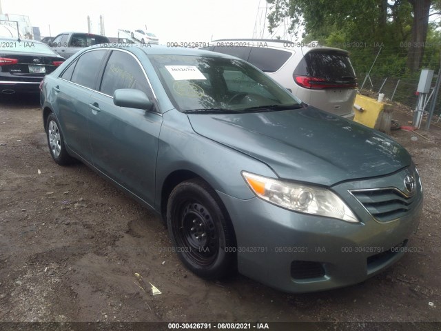 Toyota Camry (2010)