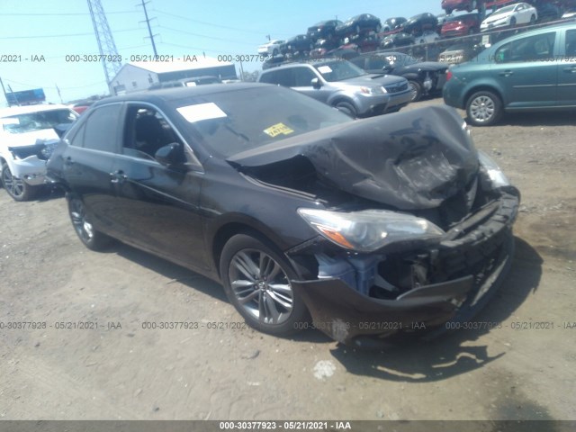 Toyota Camry (2016)