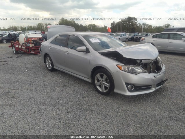 Toyota Camry (2014)