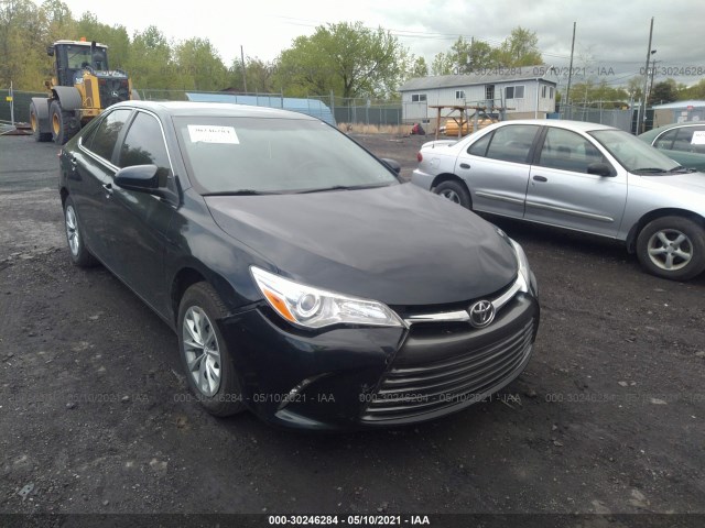 Toyota Camry (2017)