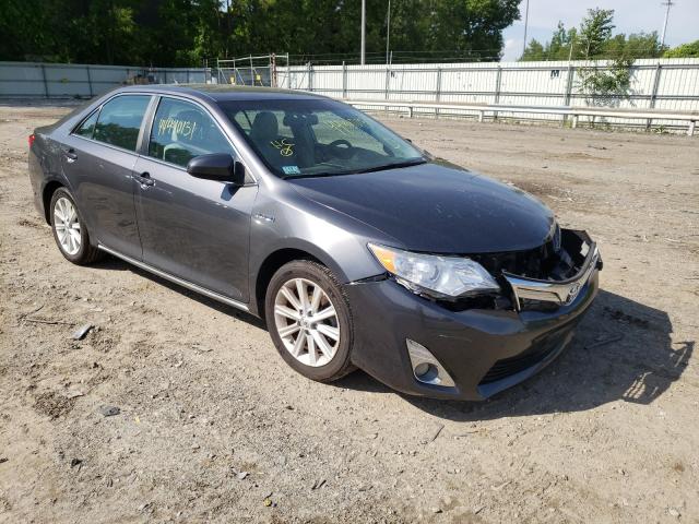 Toyota Camry hybr (2014)