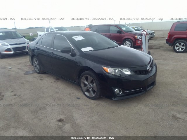 Toyota Camry (2012)