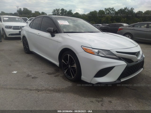 Toyota Camry (2020)
