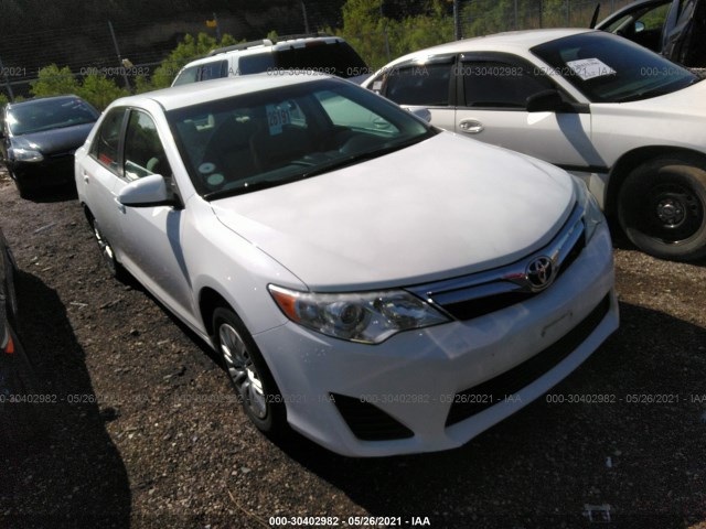 Toyota Camry (2013)