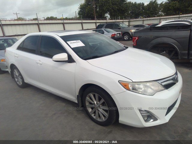 Toyota Camry (2014)