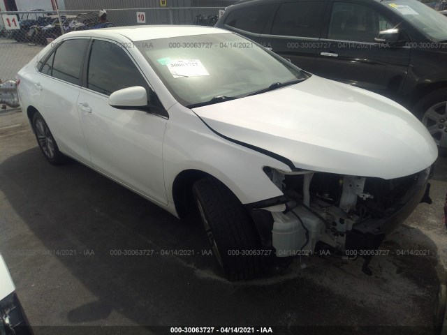 Toyota Camry (2015)