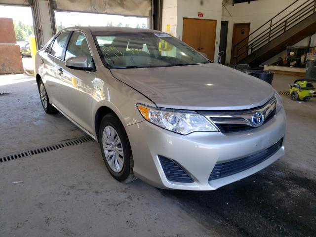 Toyota Camry hybr (2013)