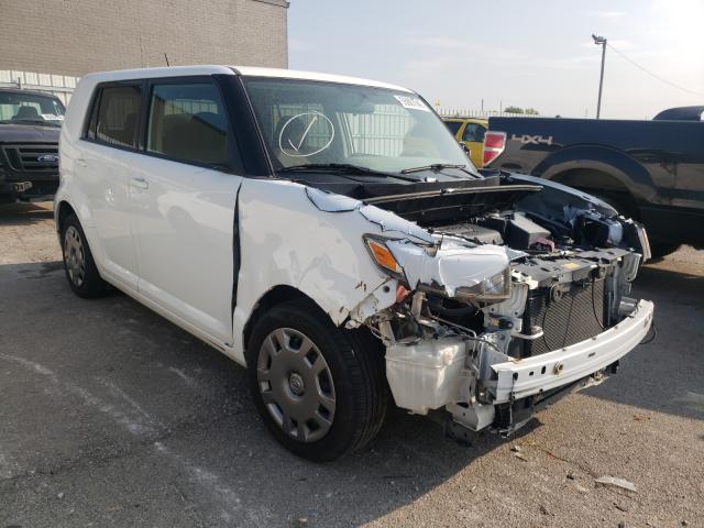 Toyota Scion xb (2015)