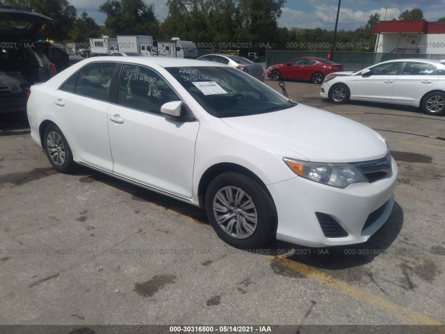 Toyota Camry (2013)