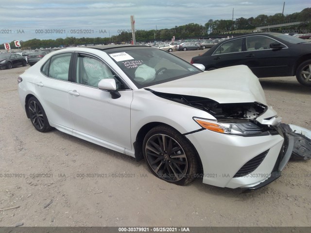 Toyota Camry (2020)
