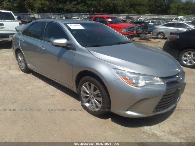 Toyota Camry (2016)