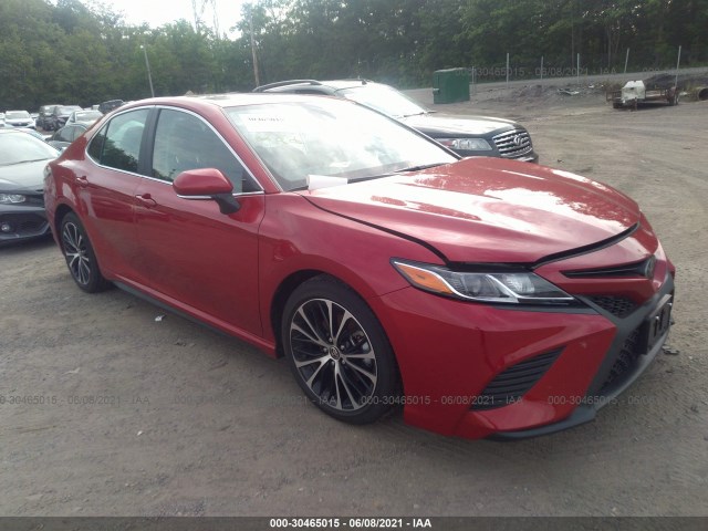 Toyota Camry (2020)
