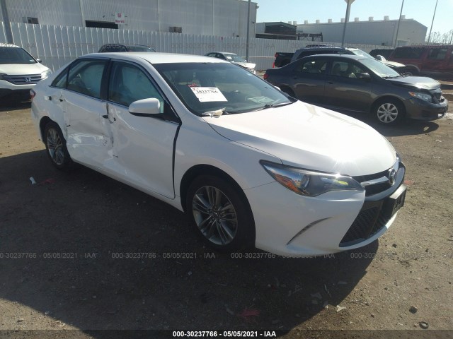 Toyota Camry (2016)