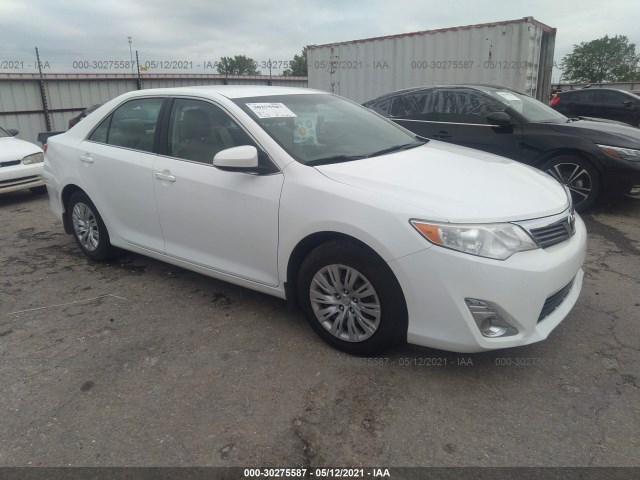 Toyota Camry (2014)
