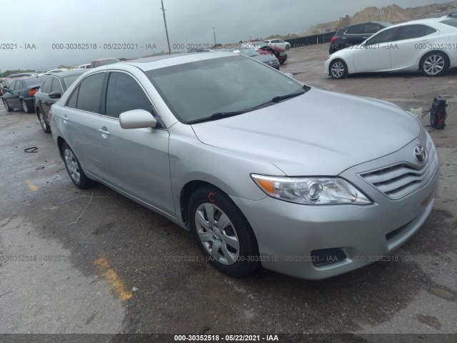 Toyota Camry (2010)