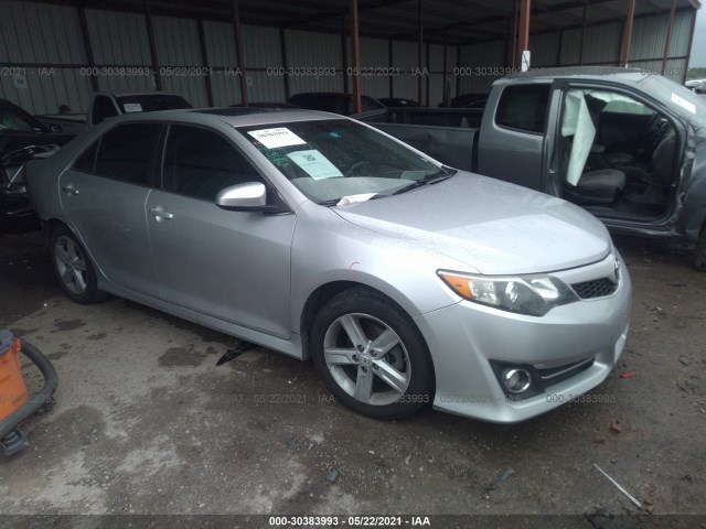 Toyota Camry (2012)
