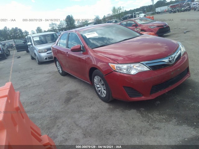 Toyota Camry (2012)