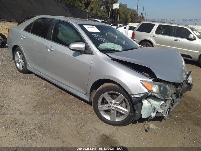 Toyota Camry (2012)